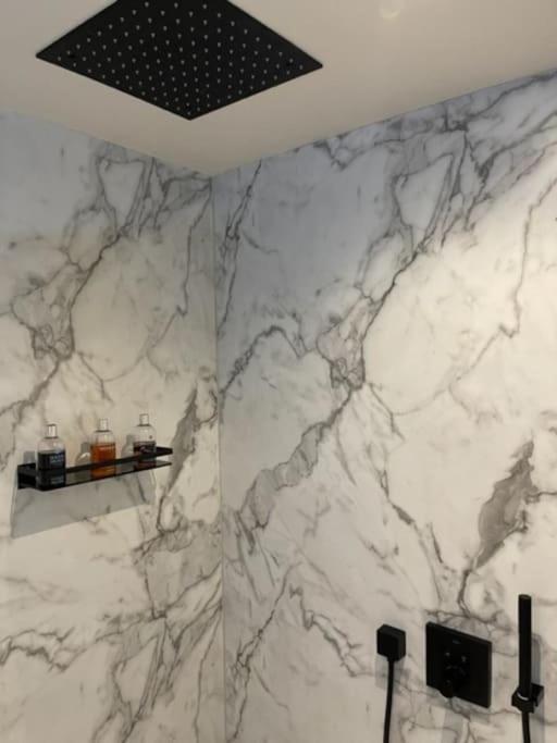 Complete City Centre Comfort Edinburgh Bagian luar foto